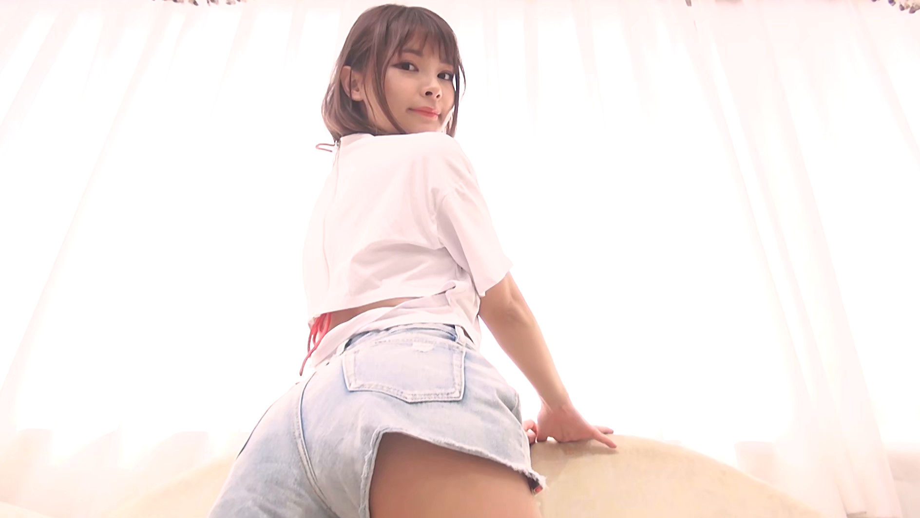 脱がずに魅せる女たち vol.3 春野ゆこ 3枚目