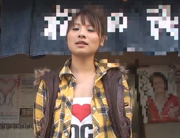 恥女! 水に溶ける服で銭湯アルバイト! 画像3