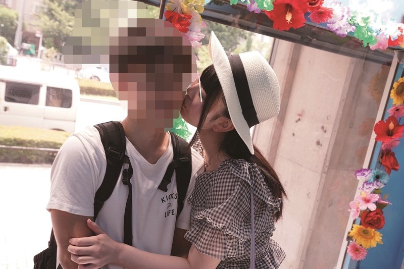 マジックミラー号 ハードボイルド サディヴィレお手伝いスペシャル！フラれた彼女とヨリを戻したい！募集した元カレに元カノの出没ポイントを案内させナンパ ミラー号に連れ込んでSEXに持ち込み元カノに目隠しをして、隠れていた元カレがチ○ポ挿入！自慢のテクニックでイカせてヨリを戻すことができるのか！？