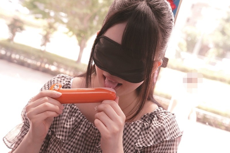 マジックミラー号 ハードボイルド サディヴィレお手伝いスペシャル！フラれた彼女とヨリを戻したい！募集した元カレに元カノの出没ポイントを案内させナンパ ミラー号に連れ込んでSEXに持ち込み元カノに目隠しをして、隠れていた元カレがチ○ポ挿入！自慢のテクニックでイカせてヨリを戻すことができるのか！？