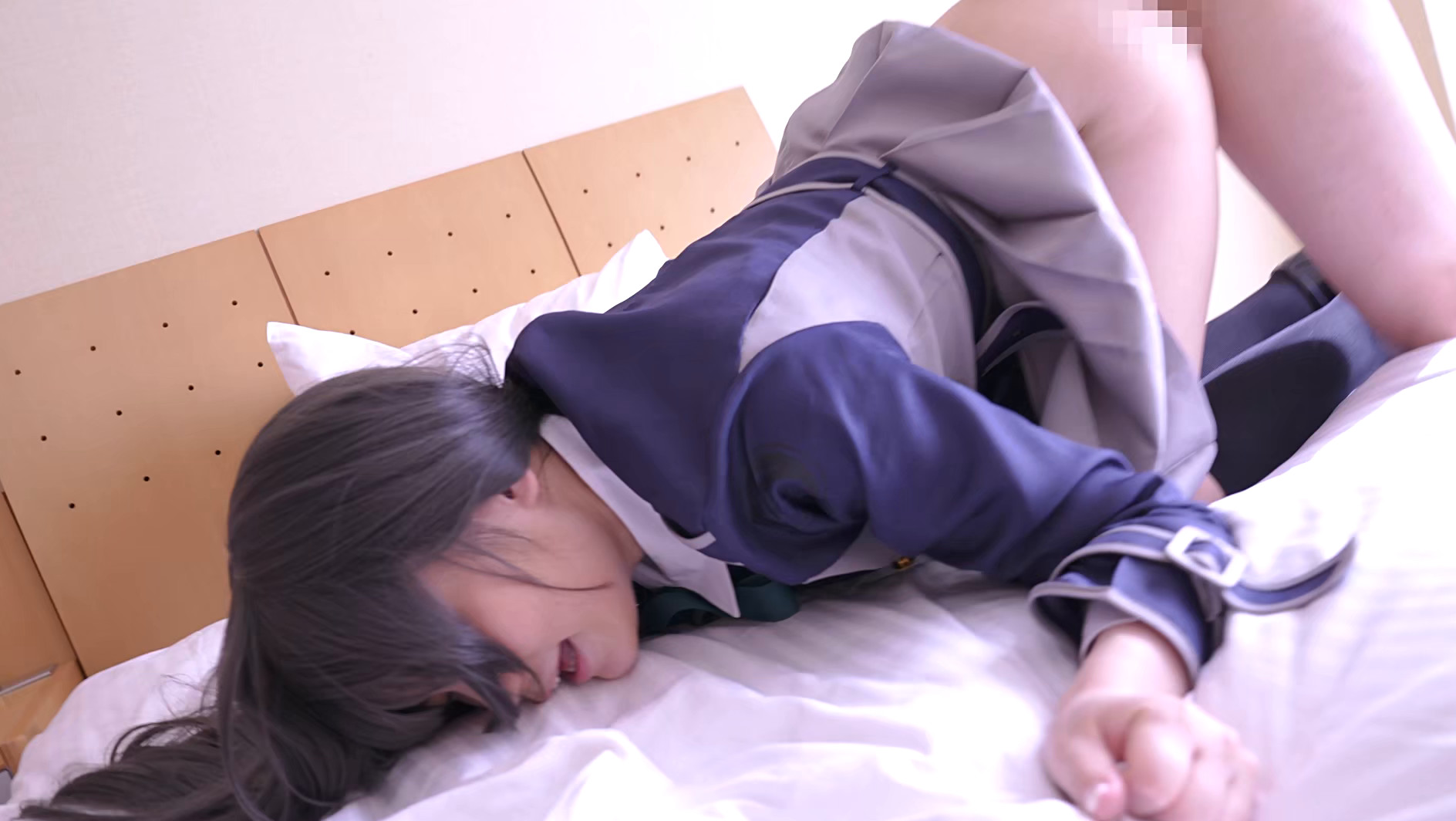 【中出し】厳選美少女にコスプレさせてオレの子を孕ませる！【井●上たきな】 画像10