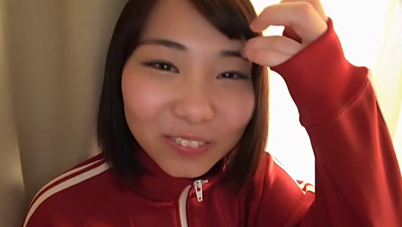 芋ジャージを着るエロイ妹 りこちゃん