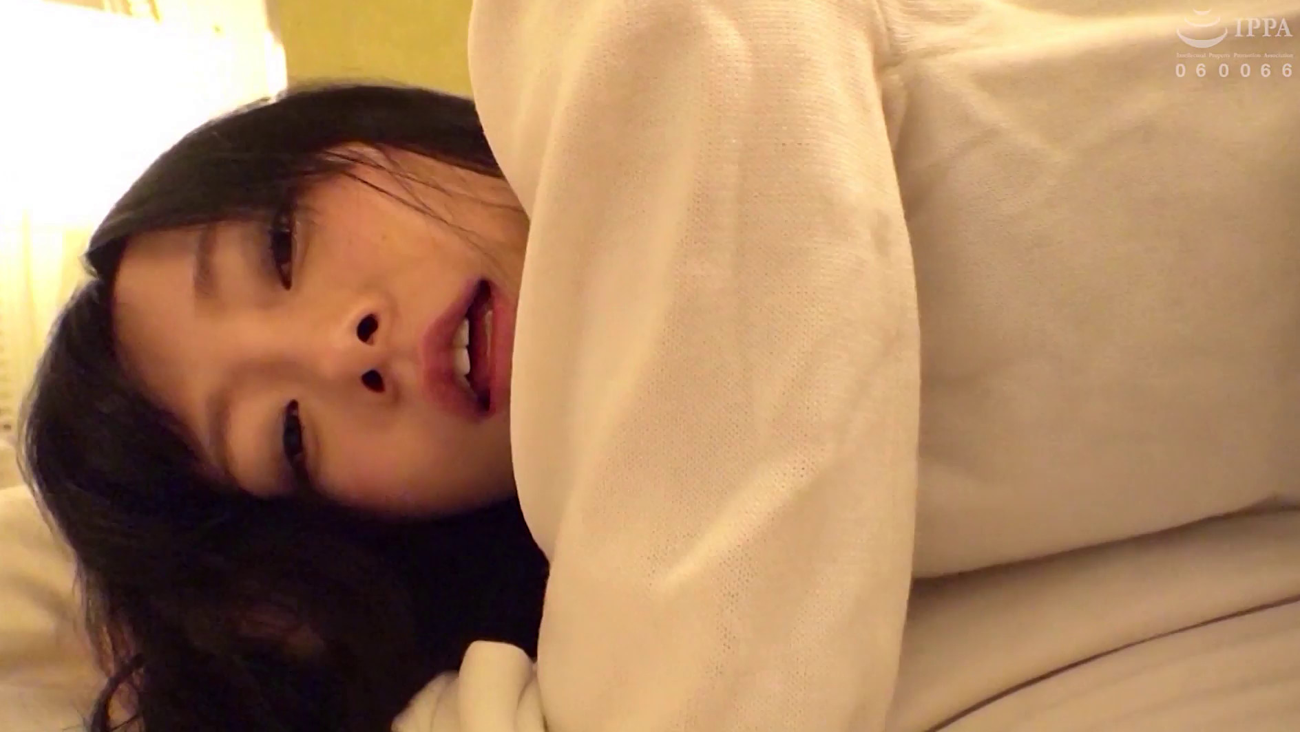 S-Cute with tae(21) おねだり上手な美少女とラブホH 画像4