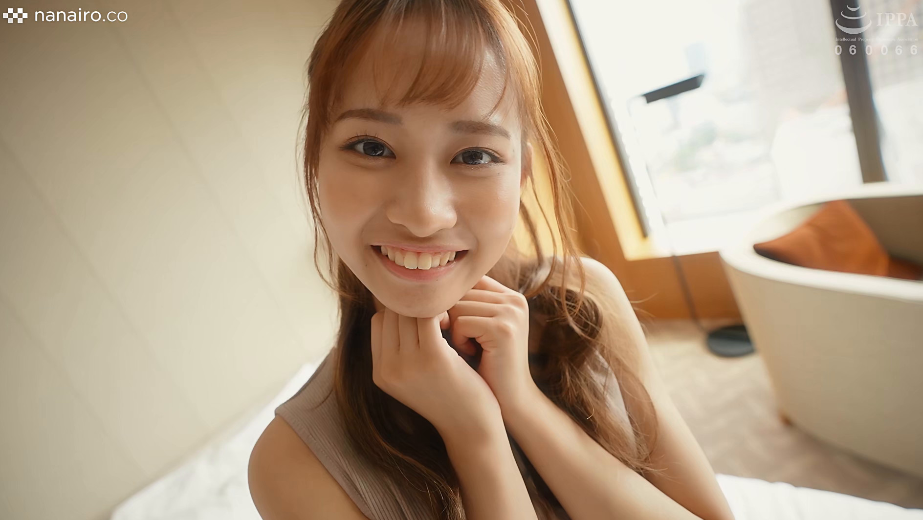 S-Cute てん(21) 笑顔がキュートな細身美女が挿入×クリ責で絶頂! 画像2
