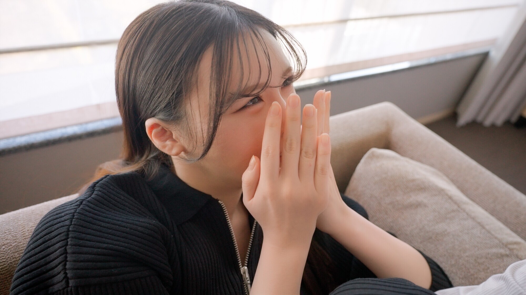 恥ずかしいけど腰が動いちゃうH 画像1