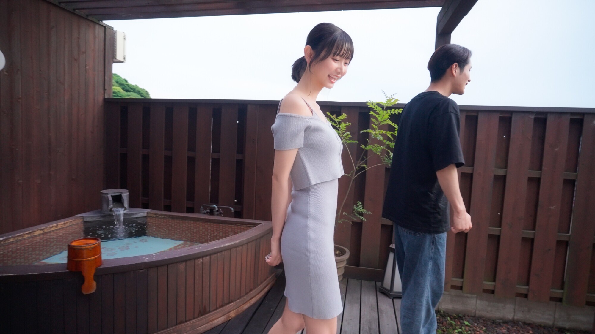 デートして温泉で露天SEX 画像3