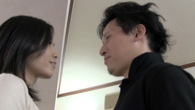 僕の家の隣には・・ やれる人妻が住んでいる!! 画像2