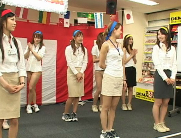 SOD女子社員 下半身丸出し 秋の夜長の社内大運動会@220分SP 画像8