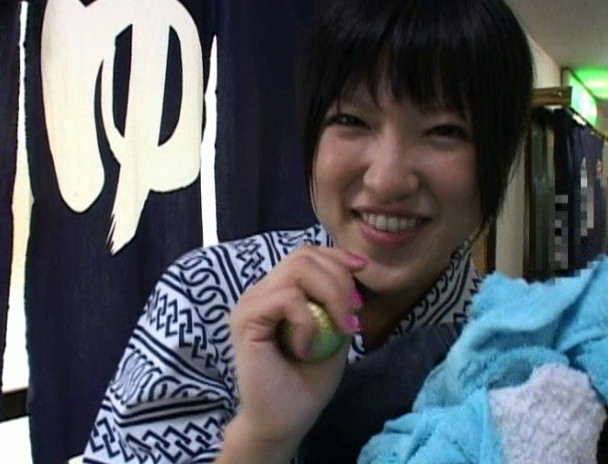 伊香保で見つけたお嬢さん タオル一枚 男湯入ってみませんか? 画像17