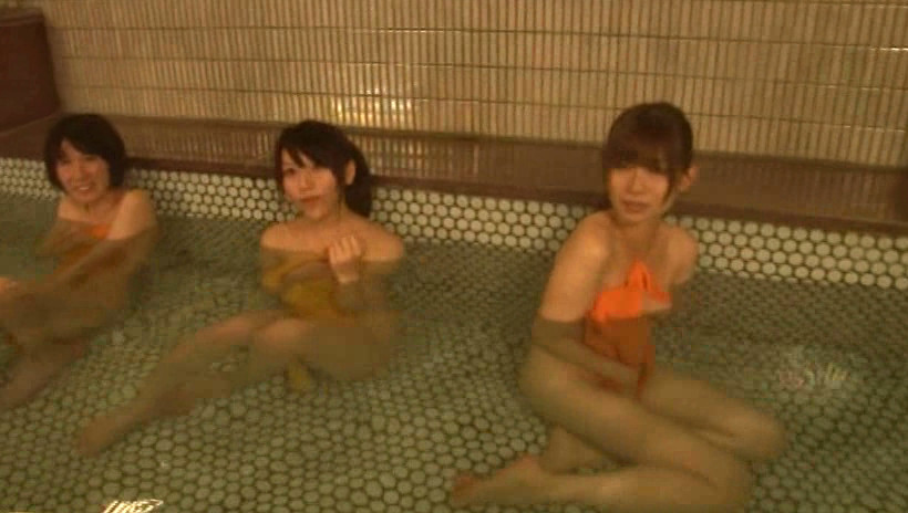 男性との接点ゼロ!! 花盛りの大学生活を練習に捧げる名門女子大駅伝部は目の前でイヤらしいキスを見せつけたら・・・欲情 有り余る体力と底なしの性欲で朝までSEXが終わらない 画像9