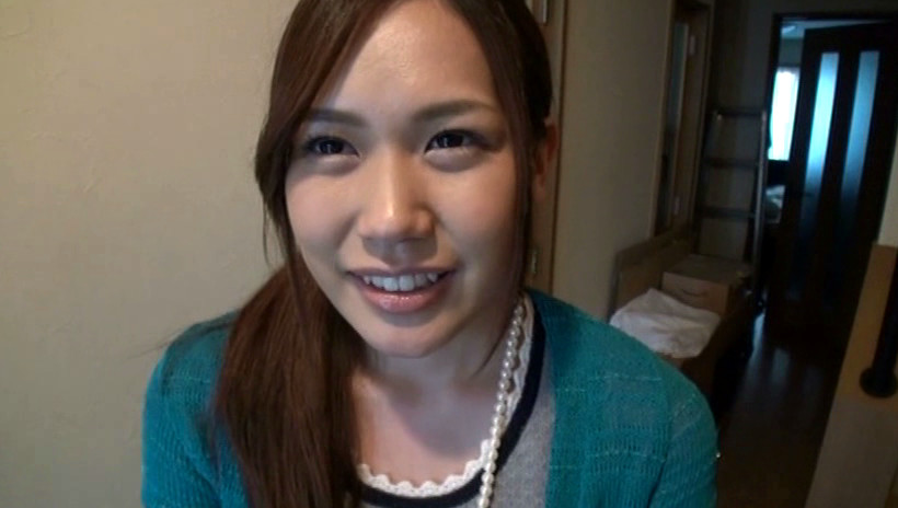 「心臓が止まるほどドキドキしたい・・・」 離婚・妊娠・中絶覚悟 自宅で旦那に隠れて家庭内露出!「壁一枚隔てて」声を押し殺す生ハメ中出し!!×3 画像1