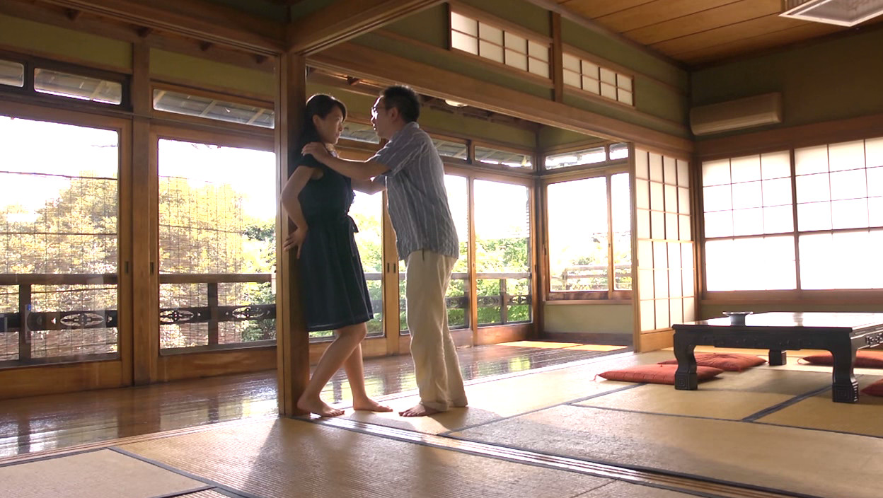 「若かりし頃の妻によく似た美女との純愛」 画像13