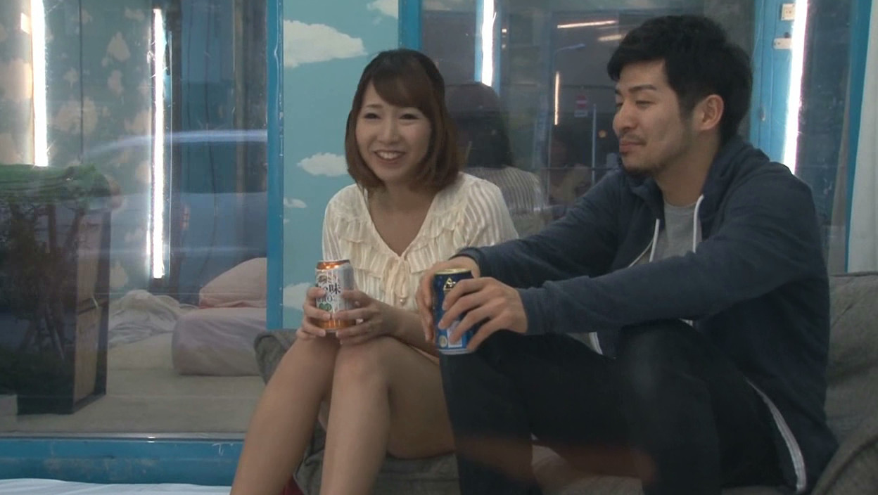 学生時代に大好きだった同級生とMM(マジックミラー)号で2人っきりになったら念願のセックスまで出来るのか!? 画像18