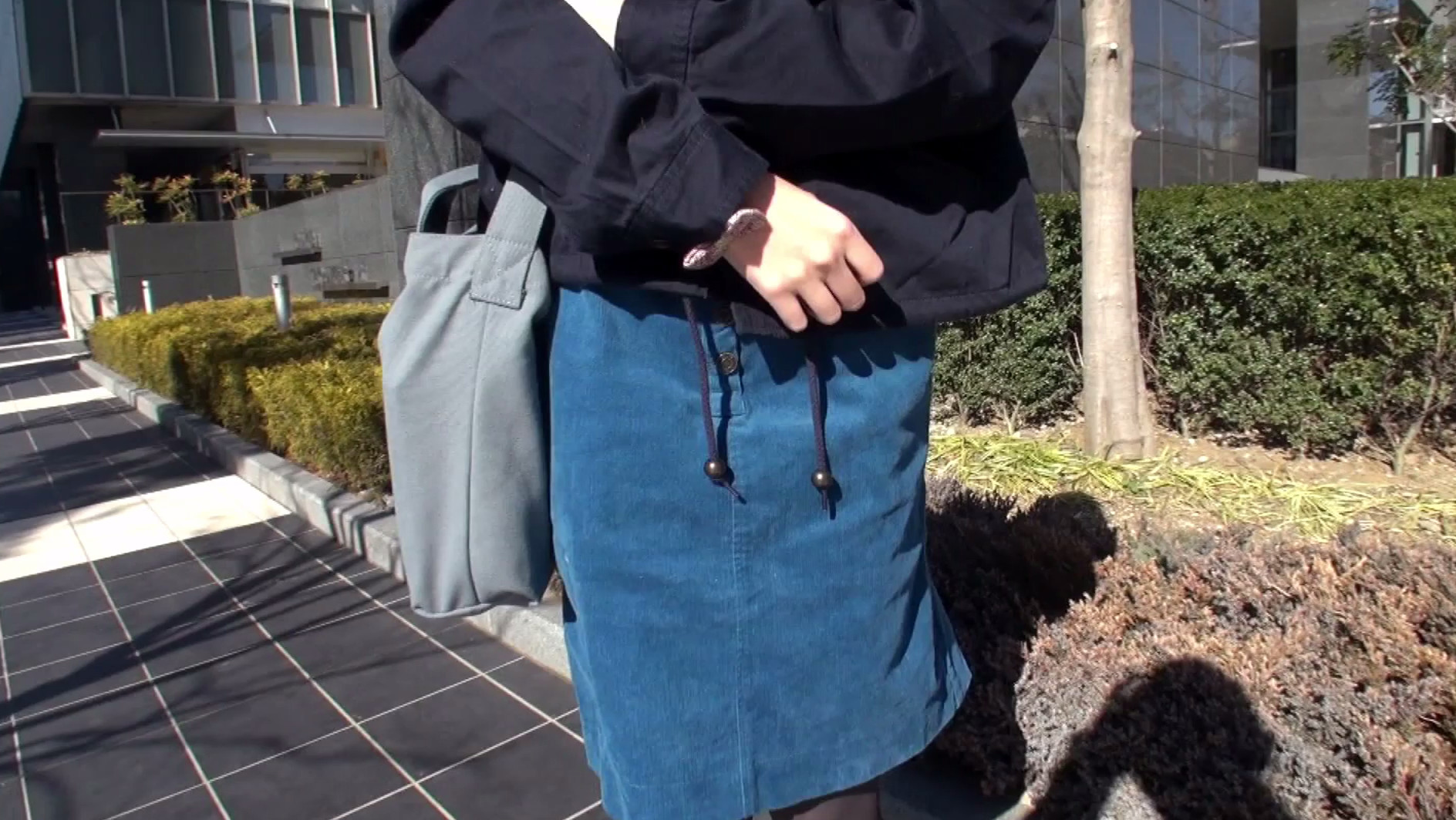 マジックミラー号「早漏に悩む男性の暴発改善のお手伝いしてくれませんか?」街中で声をかけた心優しい看護学生・保母さんが敏感チ○ポを励まし互いに何度も気持ちよくなる連続射精SEX!! 画像2