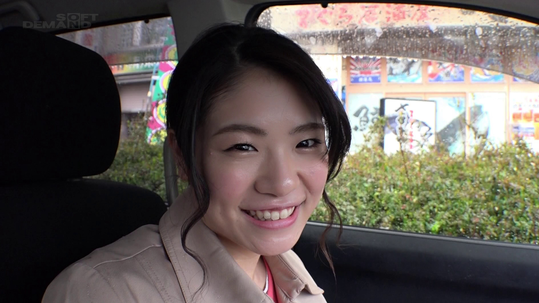 京都府内の総合病院、脳神経内科で働く5年目の現役看護師 真鍋ゆうき 25歳 業務中の現役看護師の敏感マ○コに、ぶっといデカチ○ポずっと挿入しっぱなし!院内性交24時 画像1