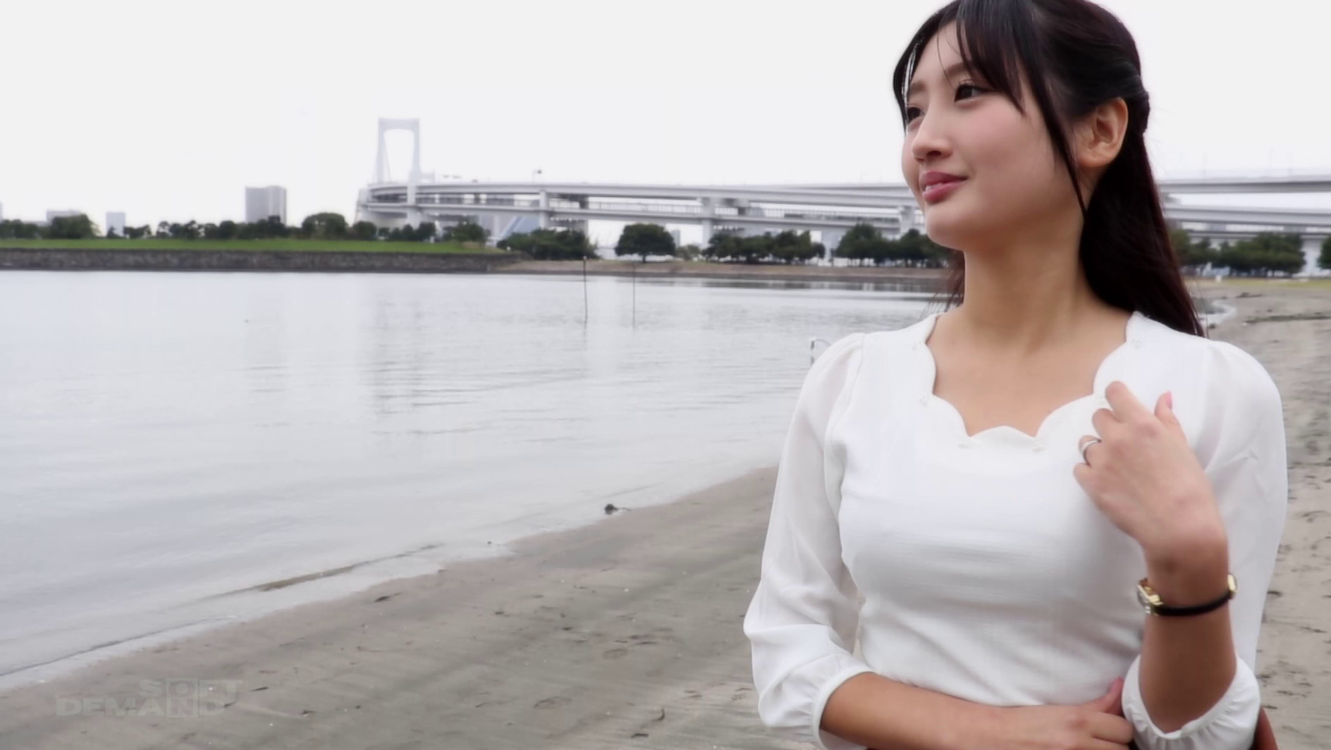 SOD人妻レーベル史上最大のギャップ人妻 「私の本性見てください」 榎本美咲 28歳 AV Debut 画像1