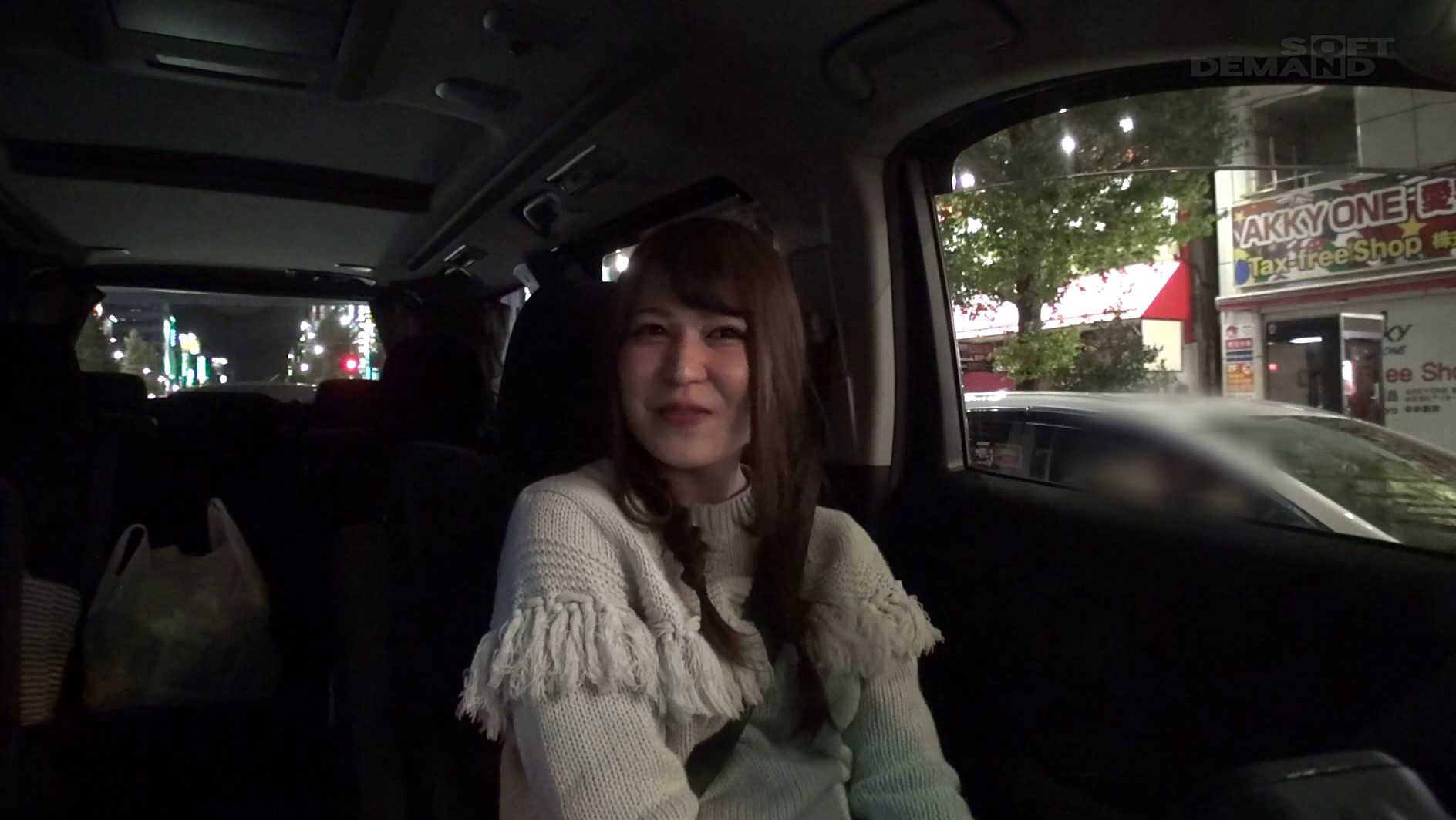 中出し志願!!こんな可愛い顔して会ったばかりのおじさんに膣内射精を懇願する ド変態中出し中毒娘引退 最後の真正中出し8発 画像1
