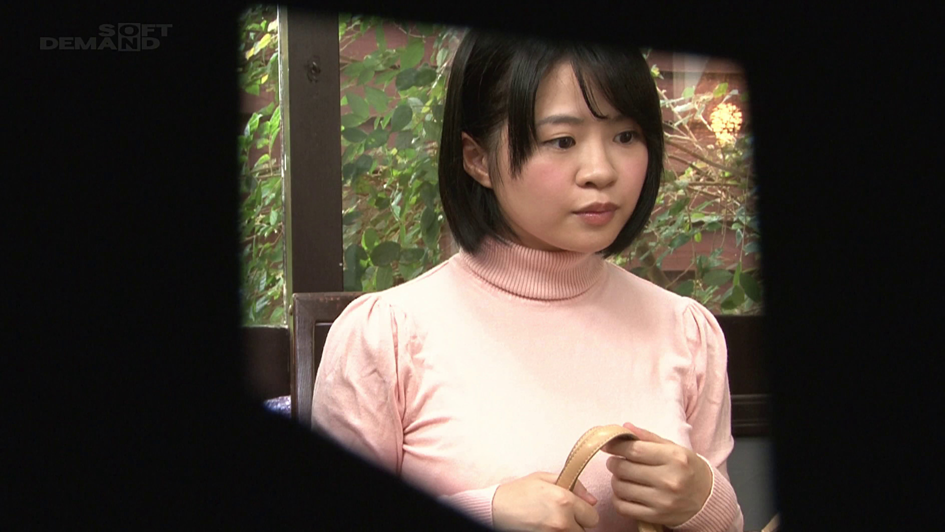 『常にノーブラ透けおっぱい』透けた乳首をいじられて敏感・赤面・出勤初日なのにチ○ポを欲しがり超発情!脱いだら凄いゾ!むっちりスケベな田舎カワイイ巨乳娘~メンズスパ編~ 画像1