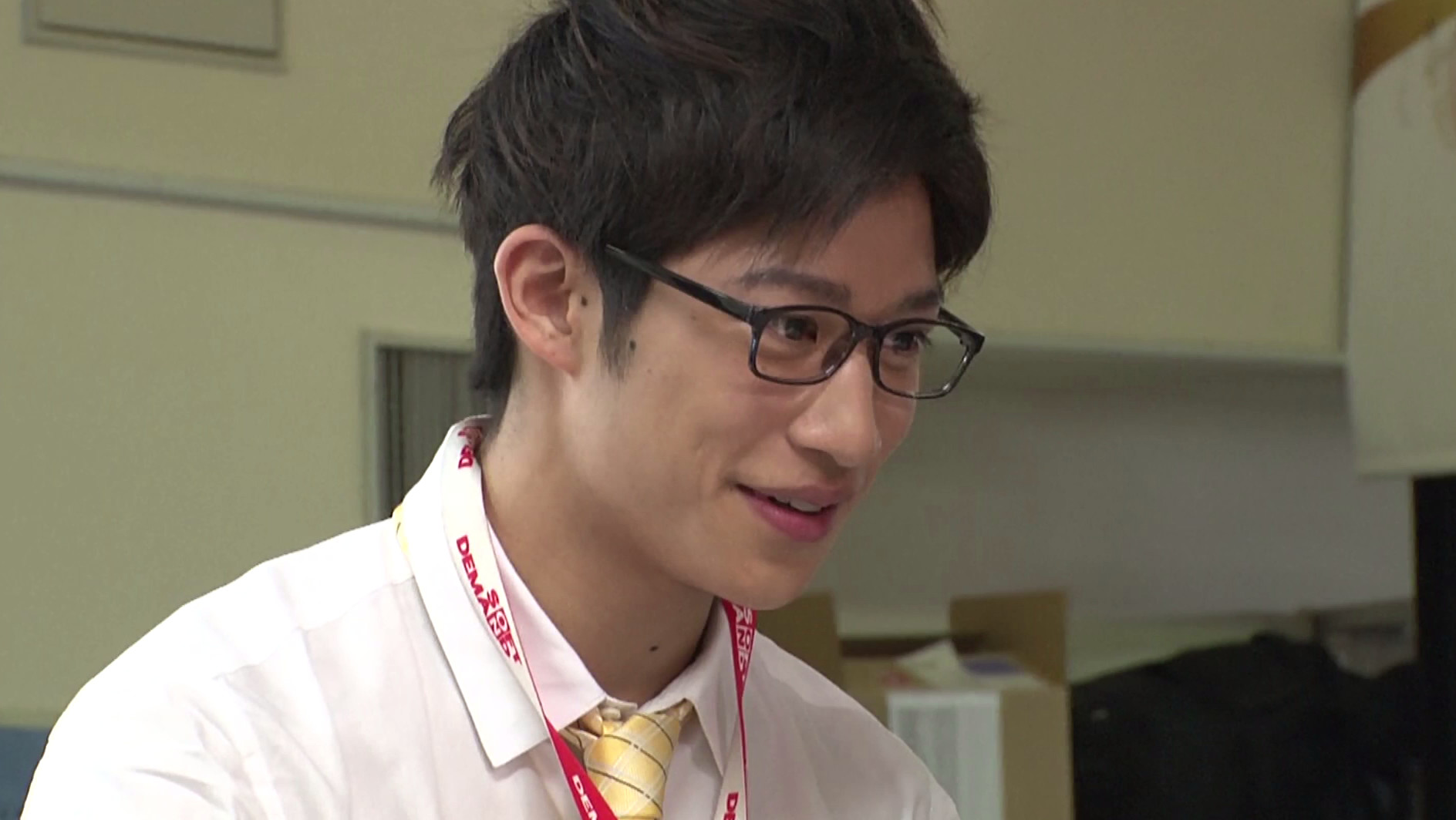 男子社員岡本健吾を無理やり脱がしちゃいました 画像10