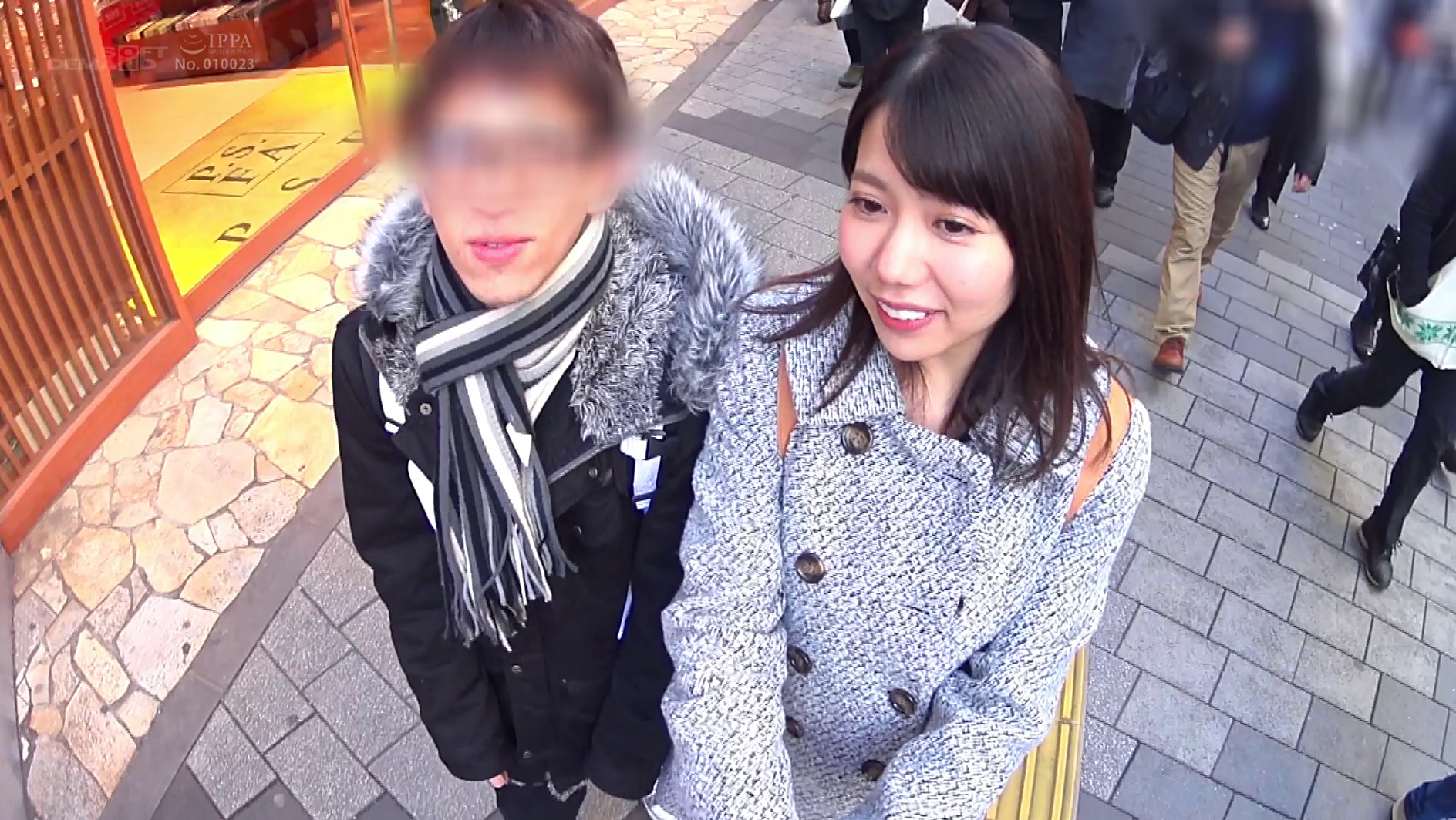 姉の匂い 姉と弟の禁断の初挿入をとらえた近親相姦映像3組 まゆ25歳 ねね25歳 ようこ25歳 画像1