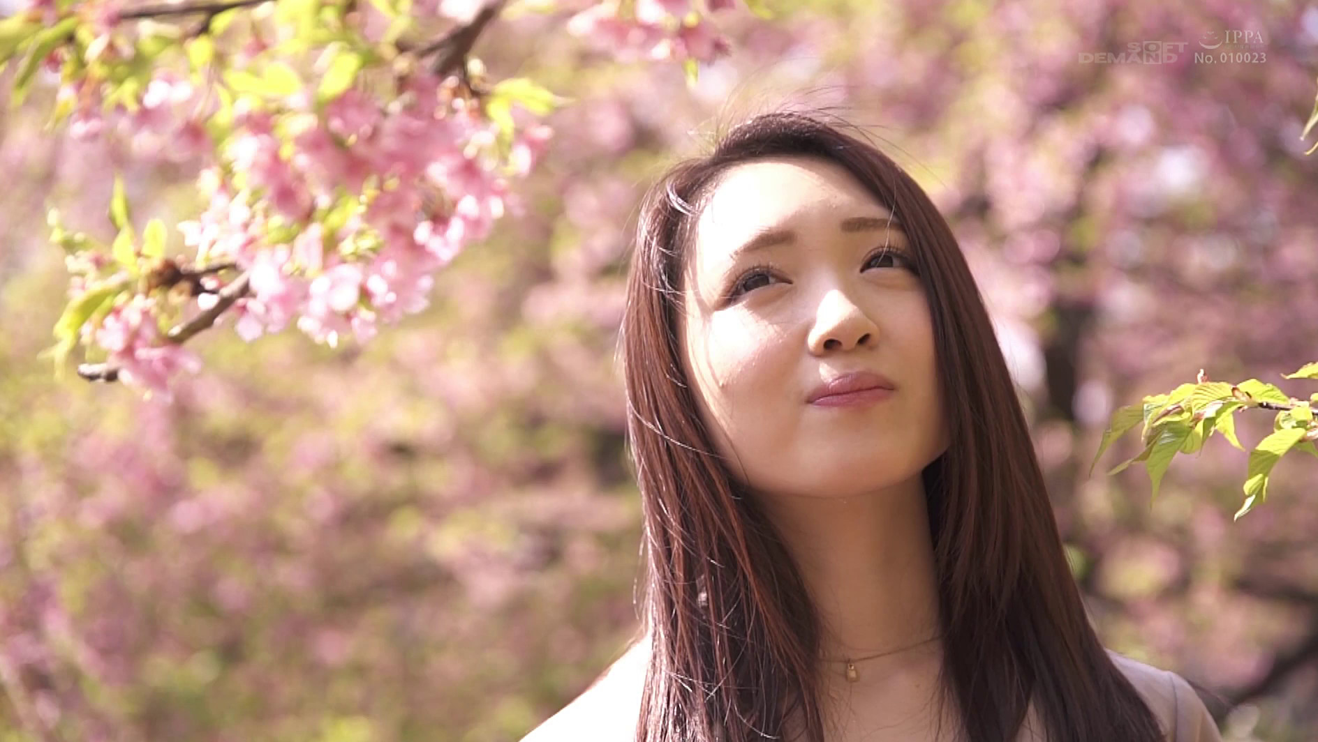伊東かな 26歳 最終章 箱入りマ〇コは痙攣状態人生はじめての生中出し 経験人数は一人だけ。旦那以外を知らない純粋うぶ、快楽の世界へ。 画像1