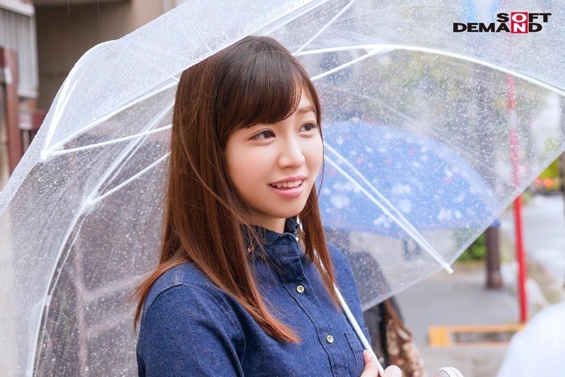 SODが発掘した撮影スタジオで働く業界裏方女子の“素”のSEXが撮れました! カメラマンの卵 柿沼凛(20) 画像1