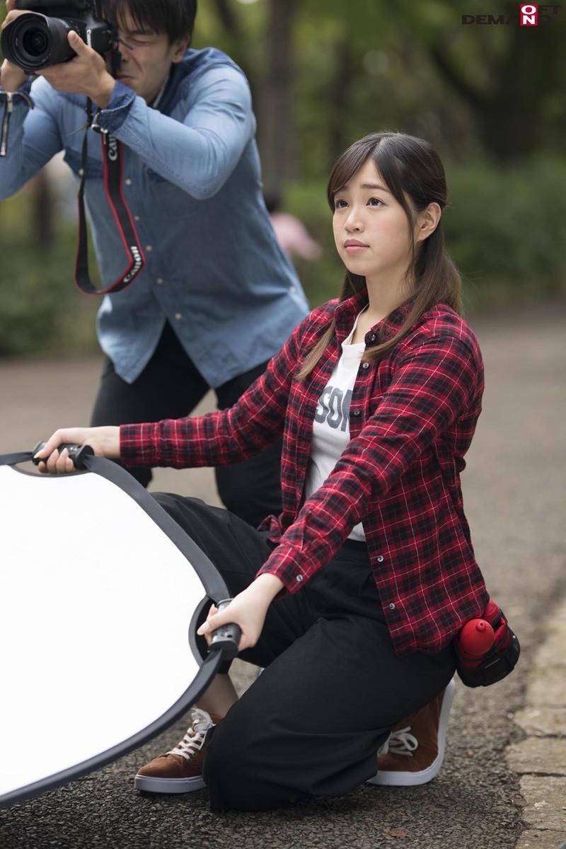 続・SODが発掘した撮影スタジオで働く業界裏方女子の“素”のSEXが撮れました! カメラマンの卵 柿沼凛(20) 画像1