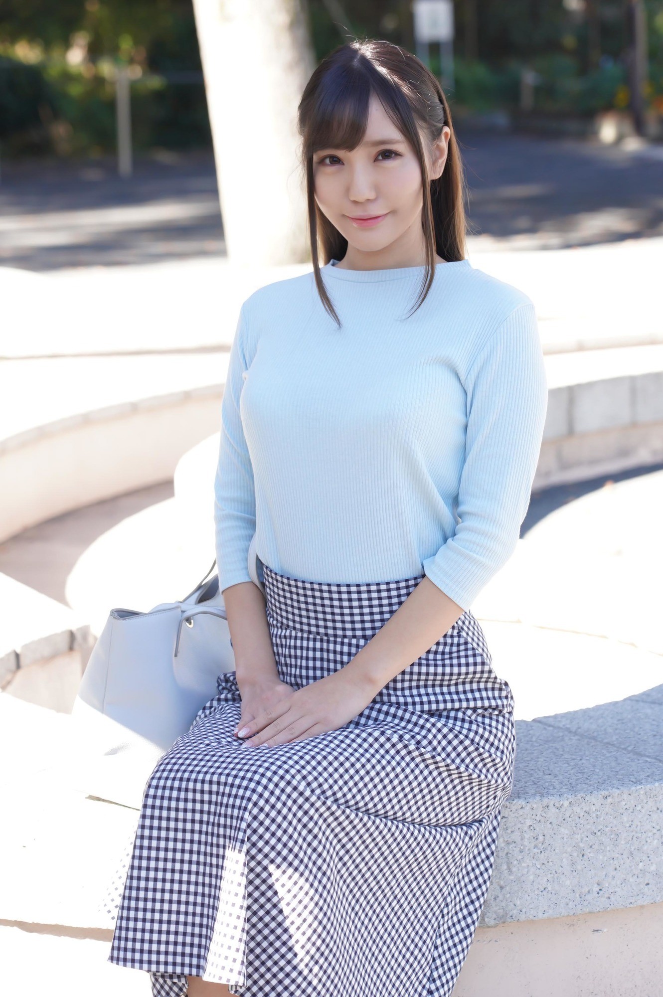 数年ぶりの姉弟風呂。『弟と一緒にお風呂入ってみませんか?』ゆうな23歳 大学4年生 土木科 画像1
