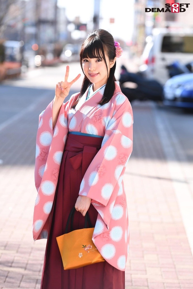 大学卒業式を終えたばかりの友達同士の男女が初乗車!Hなゲームでお互いのオナニーを見せ合ったら火が付いて“思い出SEX”までしてしまうのか!? 4 マジックミラー号 画像2