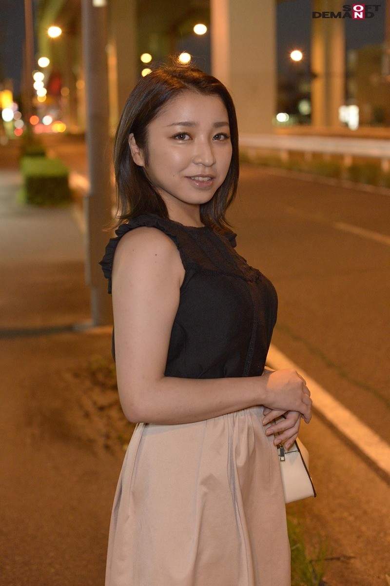 マジックミラー号で口説けなかったガードが固い素人娘を超強力媚薬で強制アクメ!アへ顔でヨダレを垂らして大量失禁 画像4