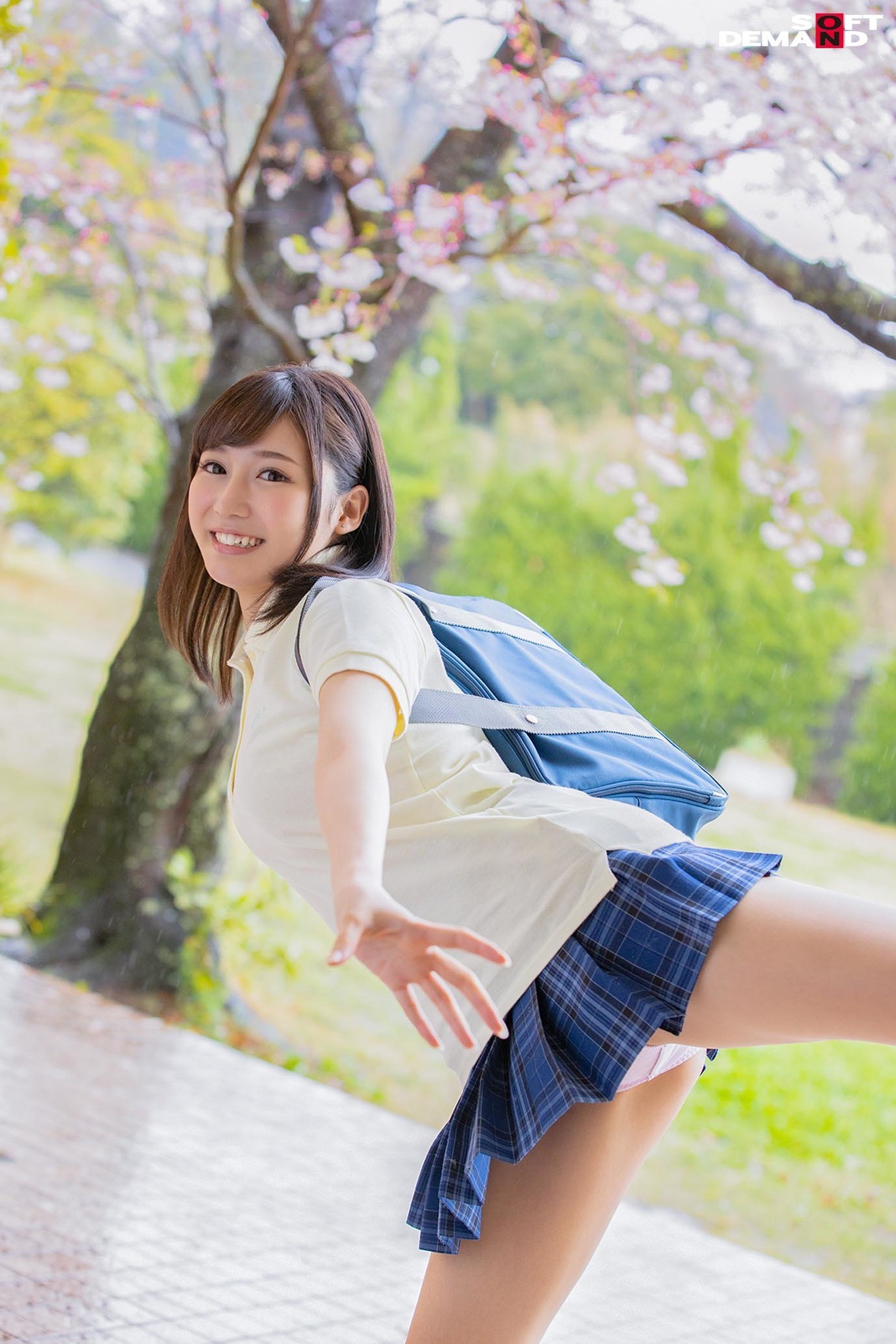 天真爛漫な笑顔は、最強。 武田エレナ 18歳 SOD専属AVデビュー イメージ2