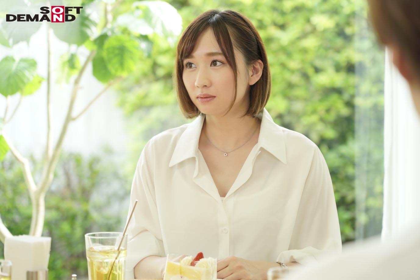 仕事終わりにサクッとエッチする性欲女子。 26歳 橘萌々香 AV DEBUT 画像3