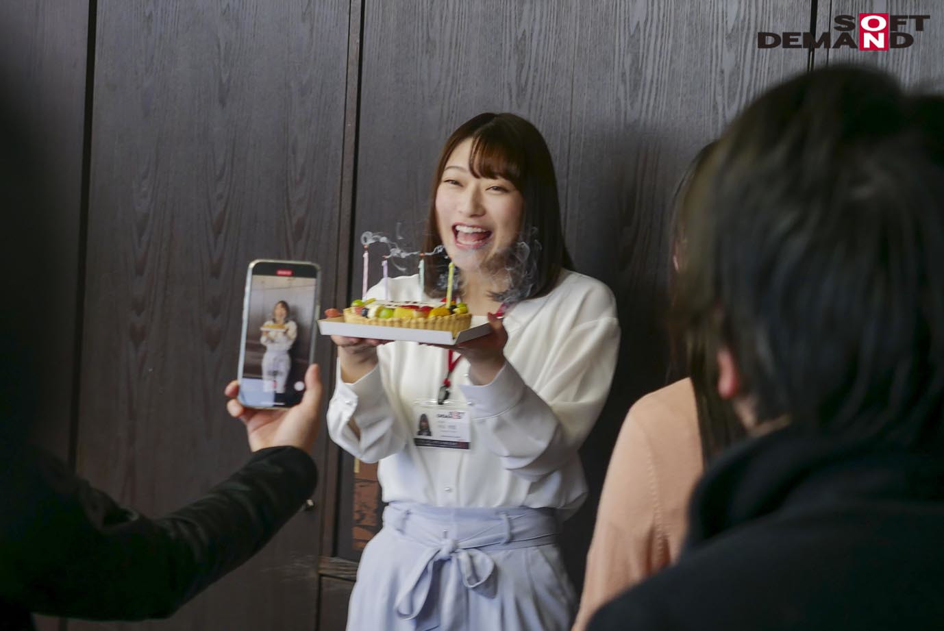 1年間頑張ったご褒美として福利厚生超高級エステをプレゼント!潮吹きオーガズムエステサロンの虜になったSOD入社2年目中山琴葉 画像2