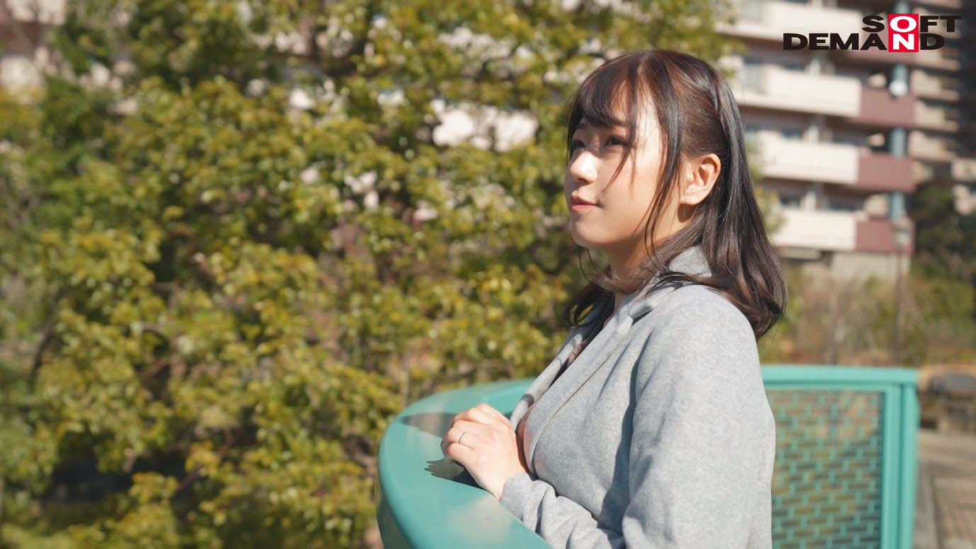 どんなに忙しくても家事と育児は欠かさない子育て奮闘ママ 澤村かんな 24歳 AV DEBUT 画像4