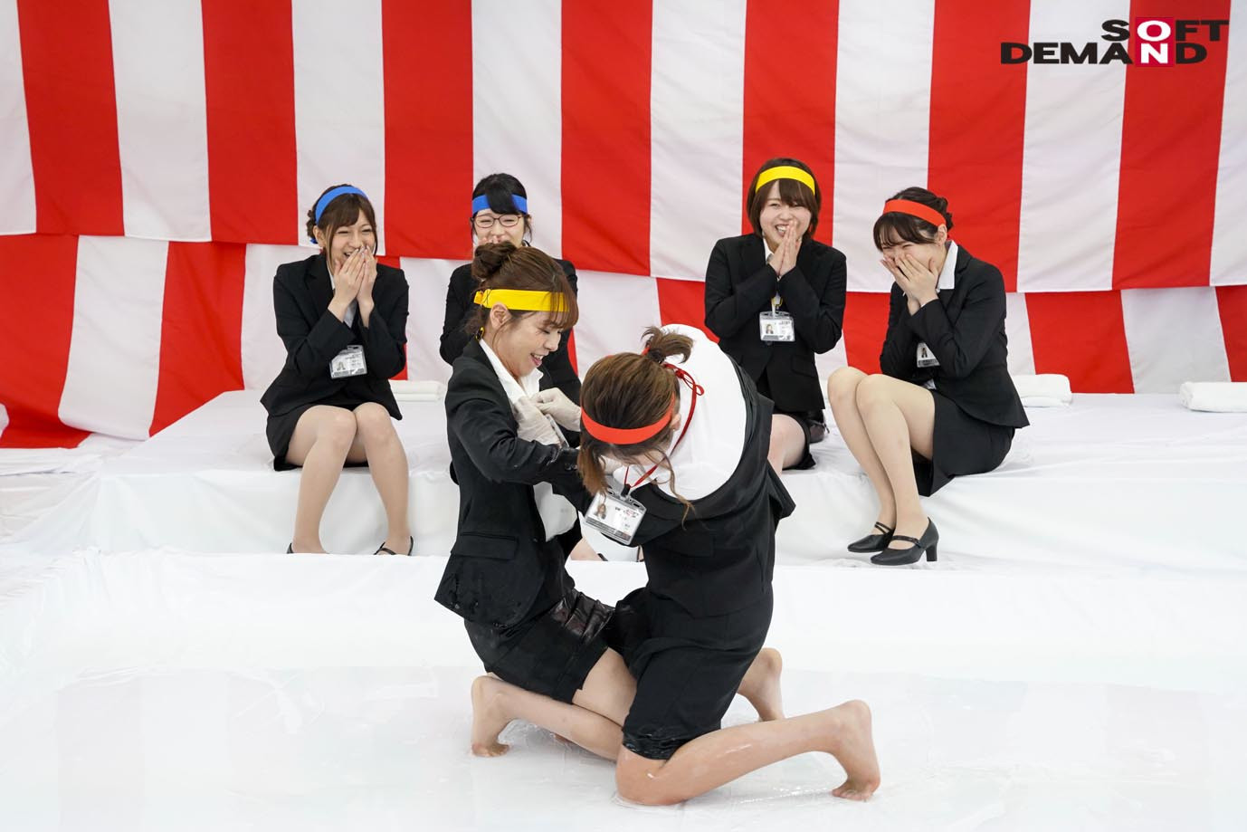 4年に一度のスポーツの祭典 祝 東京開催記念！ ぬるぬるローション 仲良し部署対抗 ハメハメ合戦 ～ユーザー様を招待した男女混合大乱闘スペシャル～