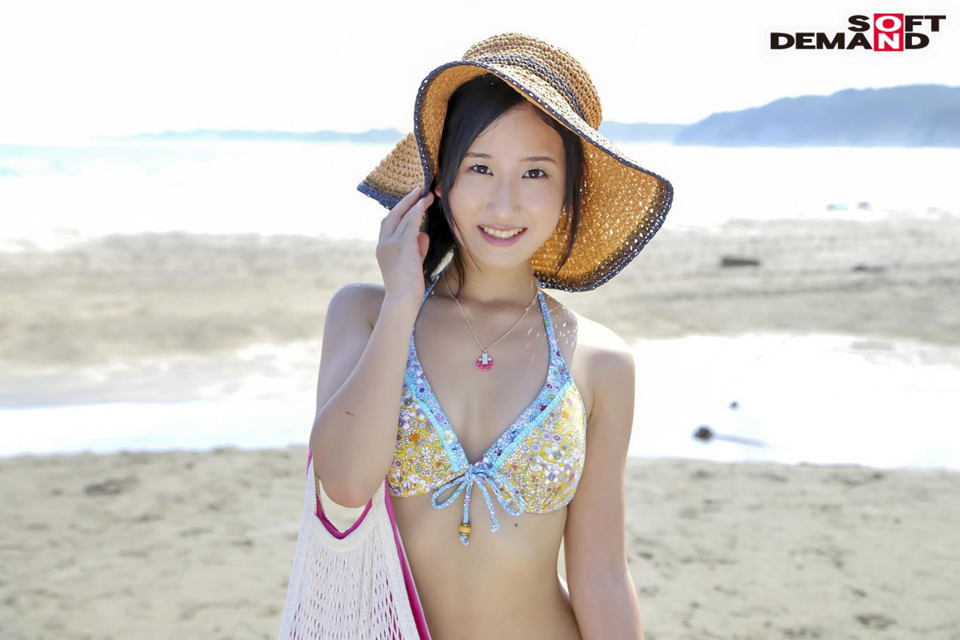 「カップル限定」マジックミラー号の中で、自慢の彼女を「寝取って」真正中出し!マキ(20歳)大学生 画像6