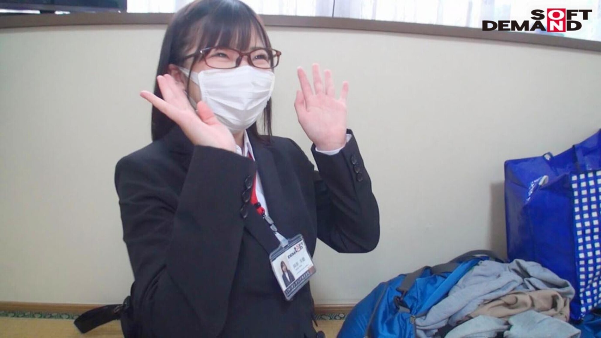 ロケ研修中の女子新入社員に突撃・野球拳! 岡部美穂 画像6