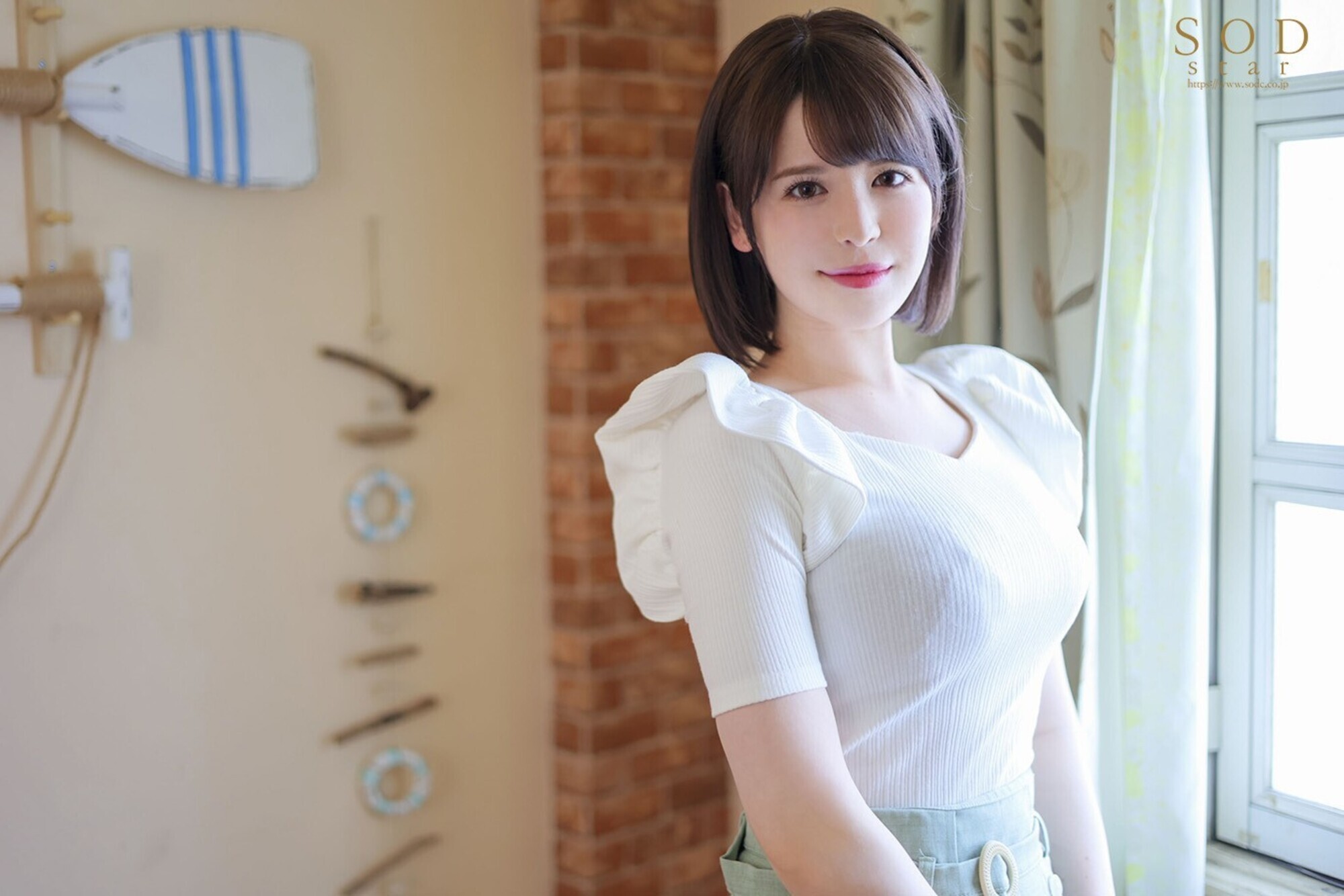 前作で舐めテクを習得したえまちゃんのサービスが過剰過ぎて本番までサセちゃう風俗嬢 千鶴えま 画像2