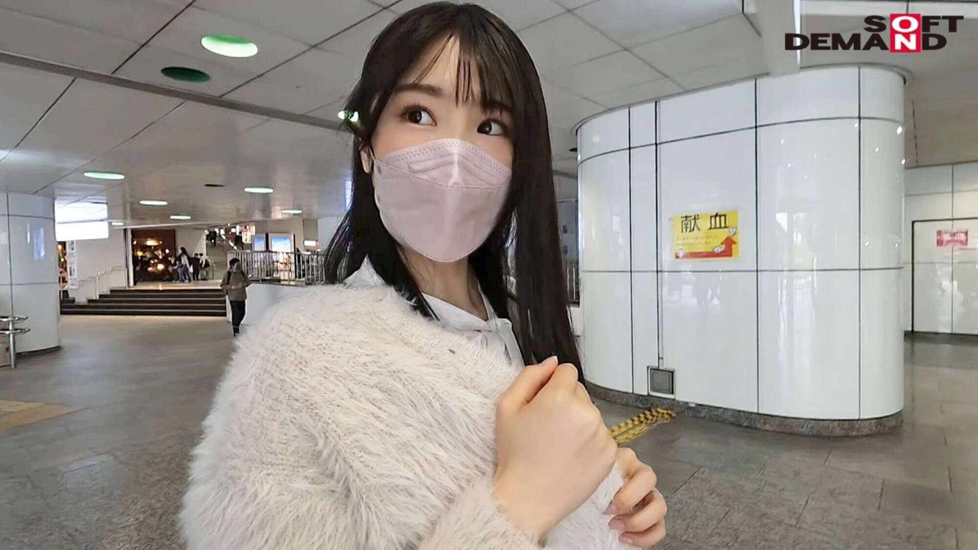思春期の男子には刺激が強い色気溢れる保健の先生 桂木春香 32歳 AV DEBUT 画像4
