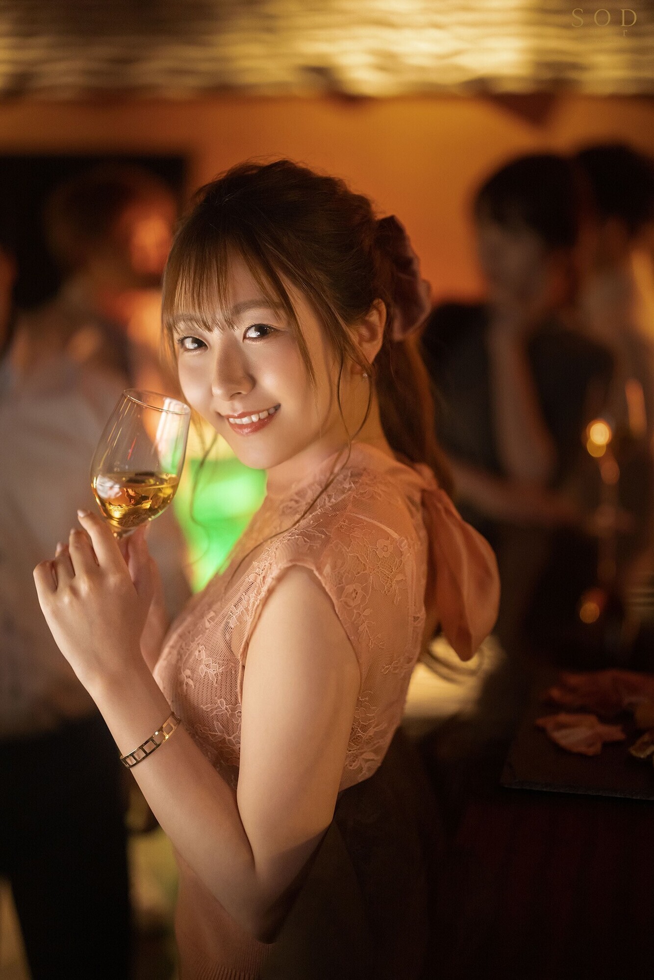 一線を越えてしまった夜。昔振った同級生と同窓会で再会したら、誘惑されて逆NTR。途中で抜け出して、朝までホテルでヤリまくった・・・ 青空ひかり 画像3