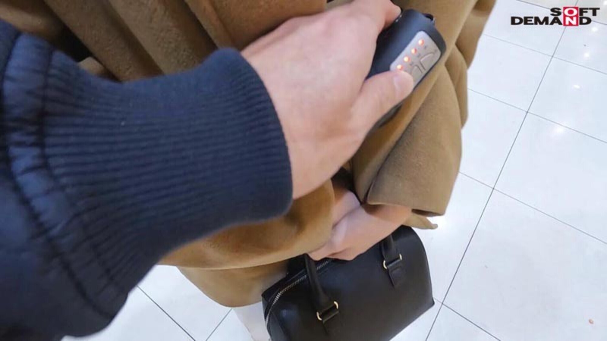 おっとり優しそうな和菓子屋パートさんの本性は“発情牝妻” 小橋由希 35歳 第二章 近所のラブホテルに籠もって舐めて舐められ代わるがわる複数の男とセックスに溺れる背徳休日 画像4