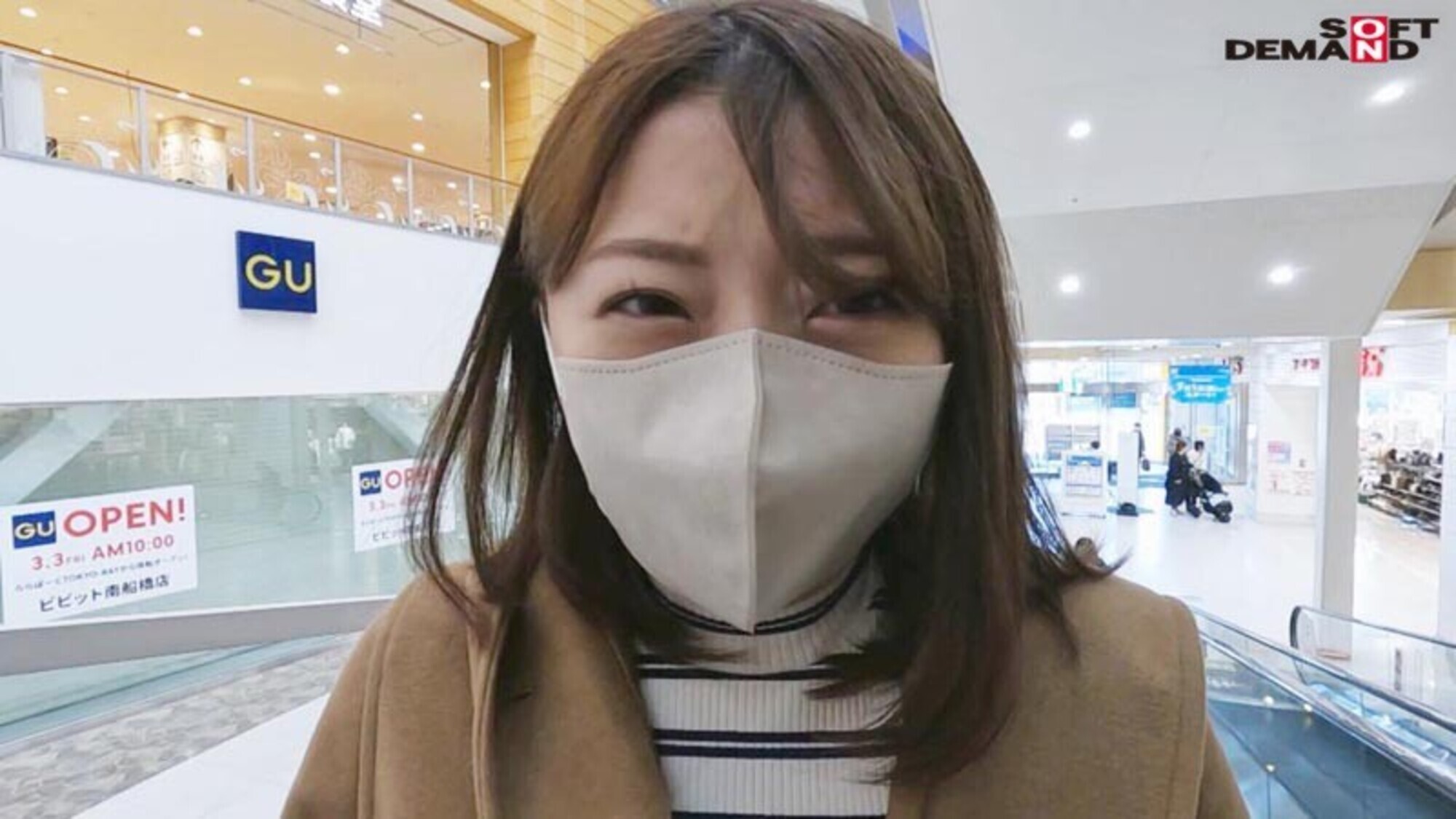 おっとり優しそうな和菓子屋パートさんの本性は“発情牝妻” 小橋由希 35歳 第二章 近所のラブホテルに籠もって舐めて舐められ代わるがわる複数の男とセックスに溺れる背徳休日 画像5