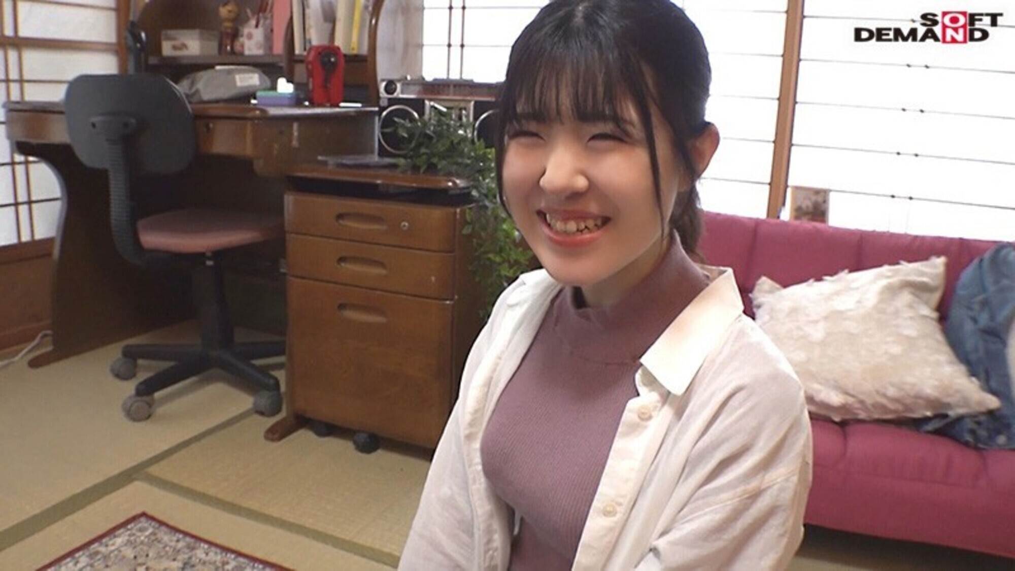イラマチオで泣く女は、好きですか? 実家でAV初撮り 家入ゆり 画像6