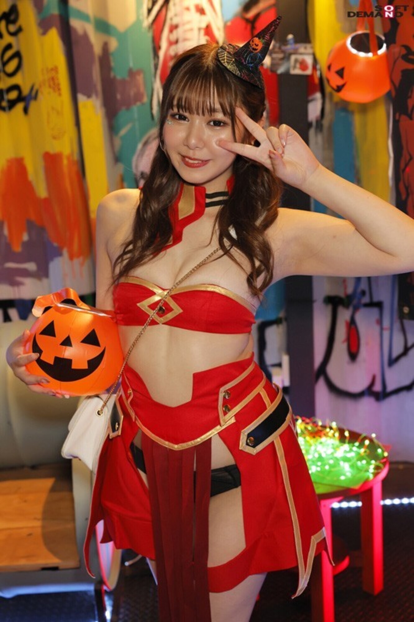 逆転マジックミラー号 おかげさまでパート10 渋谷ハロウィン編 「コスプレ女子たちのSEXをナマで見たくないですか？」大人数に見られているとは知らずに激イキ姿を大胆に披露！ シリーズ最多5名の素人娘が乗車しちゃいました！