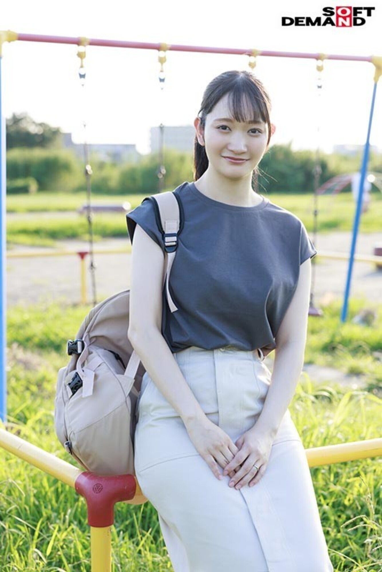 こどもに1人1台ずつゲーム機を買うのって甘やかし過ぎですか? 桃井ゆづき 34歳 素人人妻がAV初出演 画像3