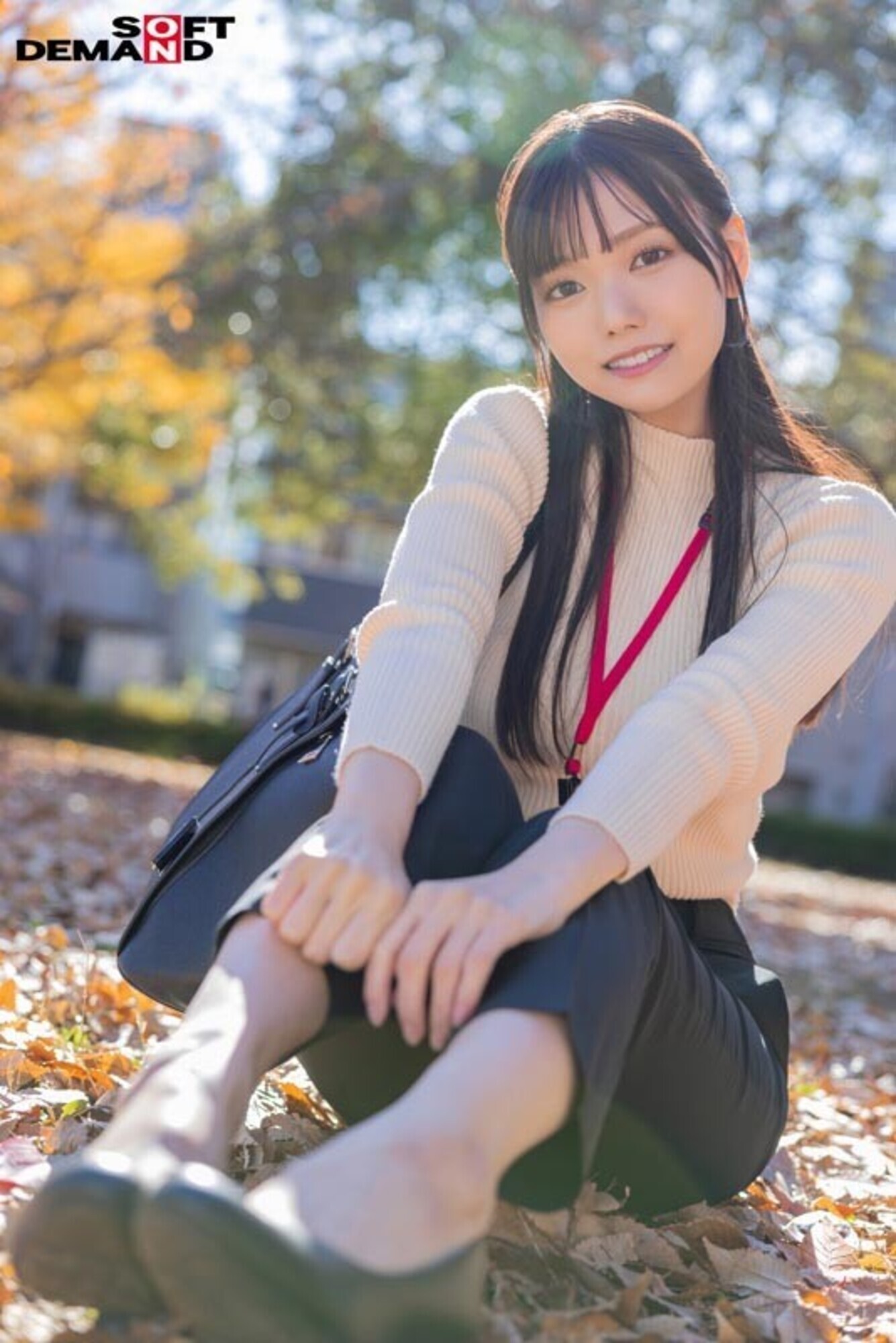 宣伝部 松永あかり 2度目のAV出演 はじめて尽くしの5日間に密着! こっそり露出 主観フェラ ローションプレイ 玩具オナニー 3P 画像2