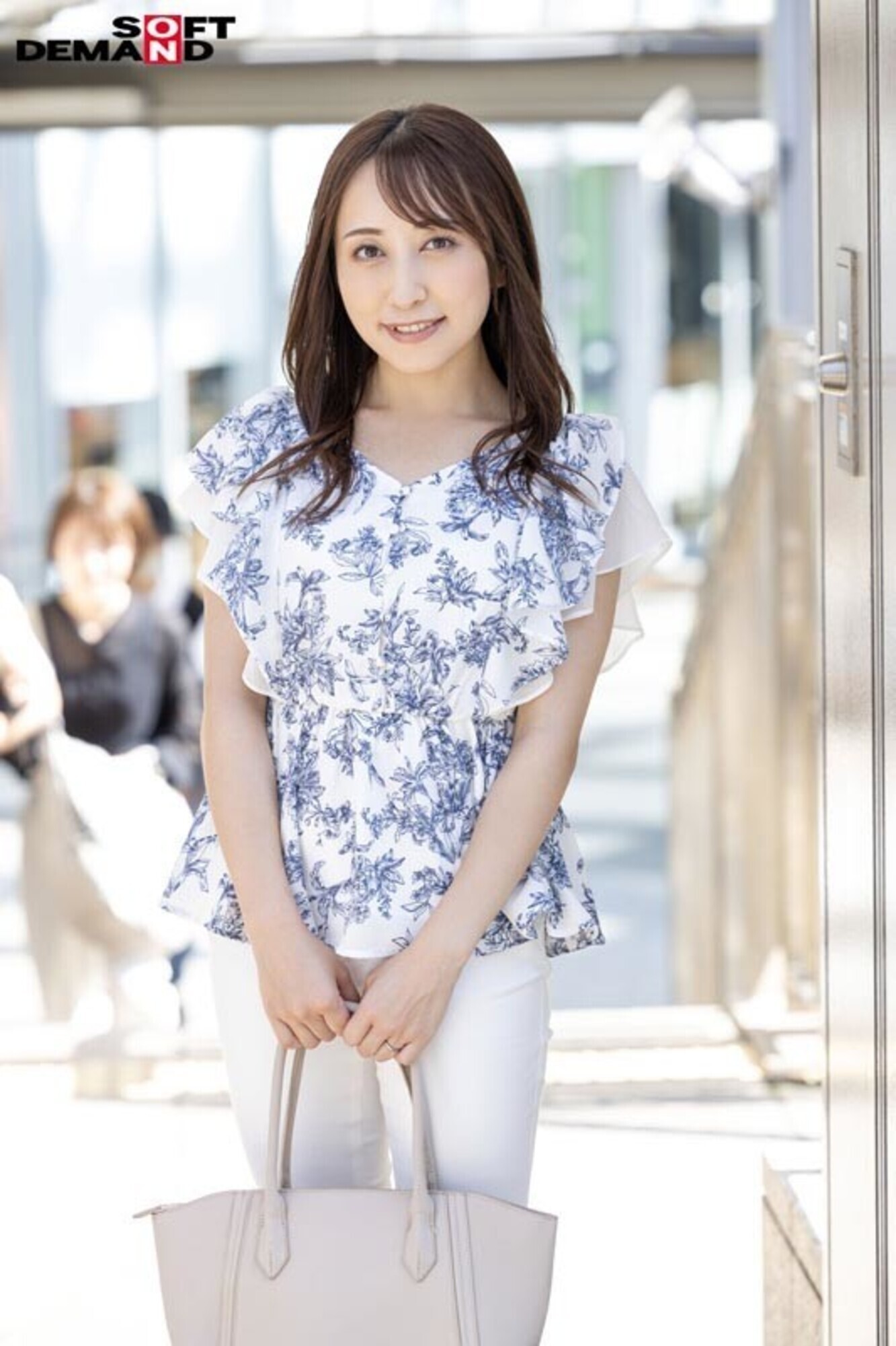 本物人妻13名の緊張と背徳感溢れる初セックスを合計13SEX収録 総集編10時間 画像13