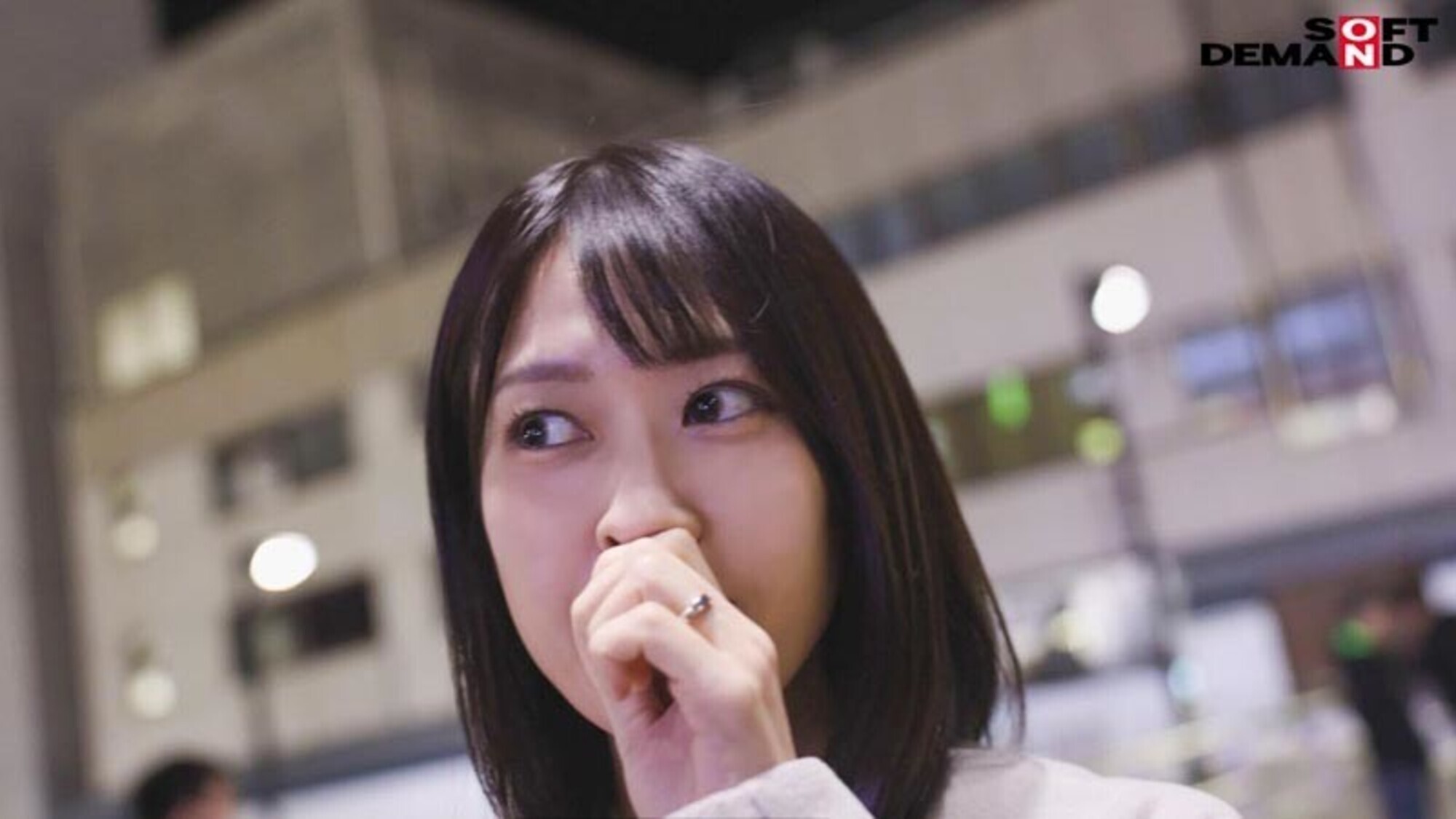 帰宅が遅いのは残業のせい・・・だけじゃないかも 川崎奈々 36歳 最終章 旦那が知ったら卒倒する本当の願望 他人男10人の大量ぶっかけでバリキャリ人妻の美顔が精子まみれ 画像4