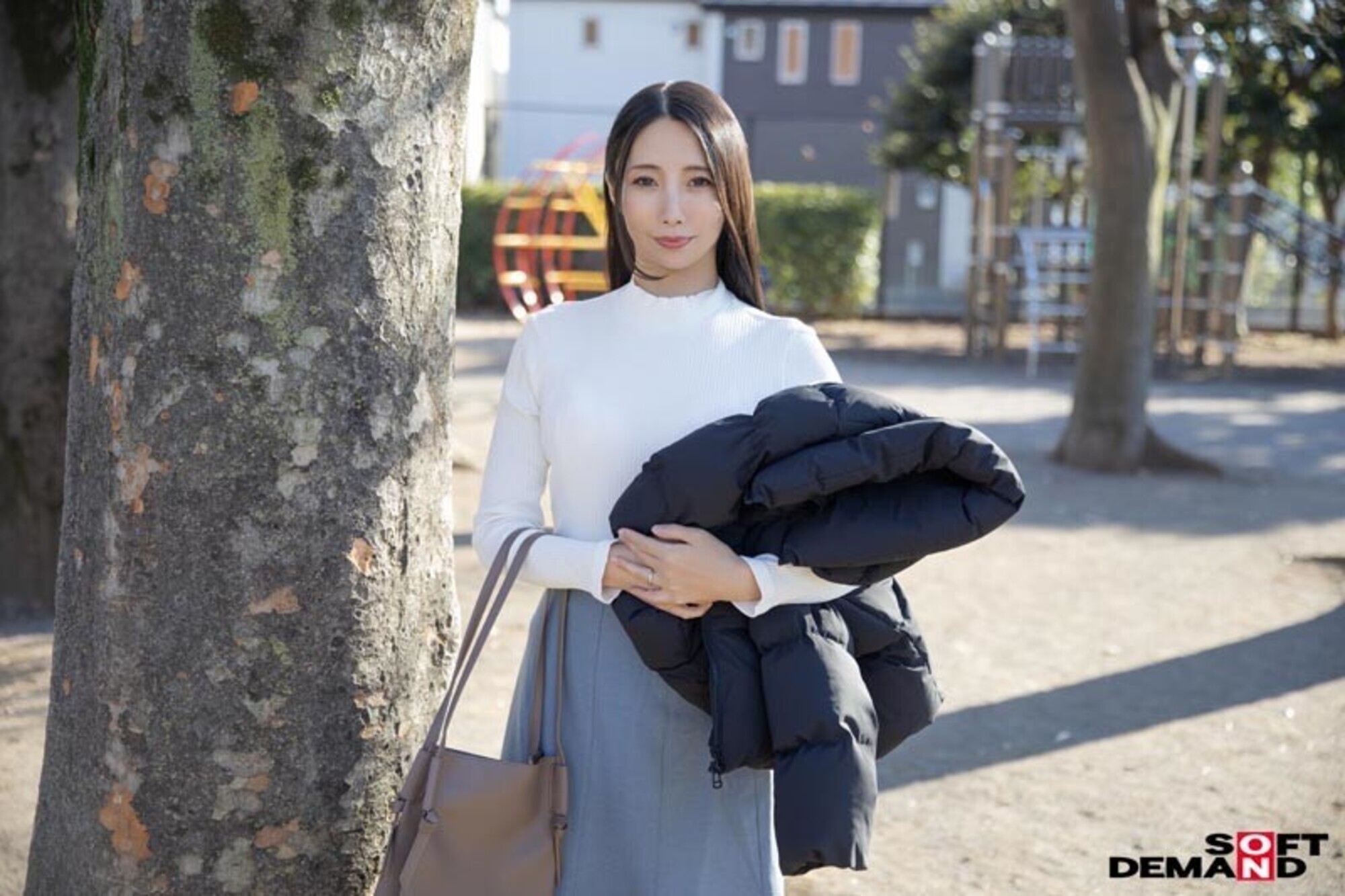 45歳 今が一番キレイな私だって事 主人(あの人)に伝えたいんです 馬場紗奈 素人人妻がAV初出演 画像4