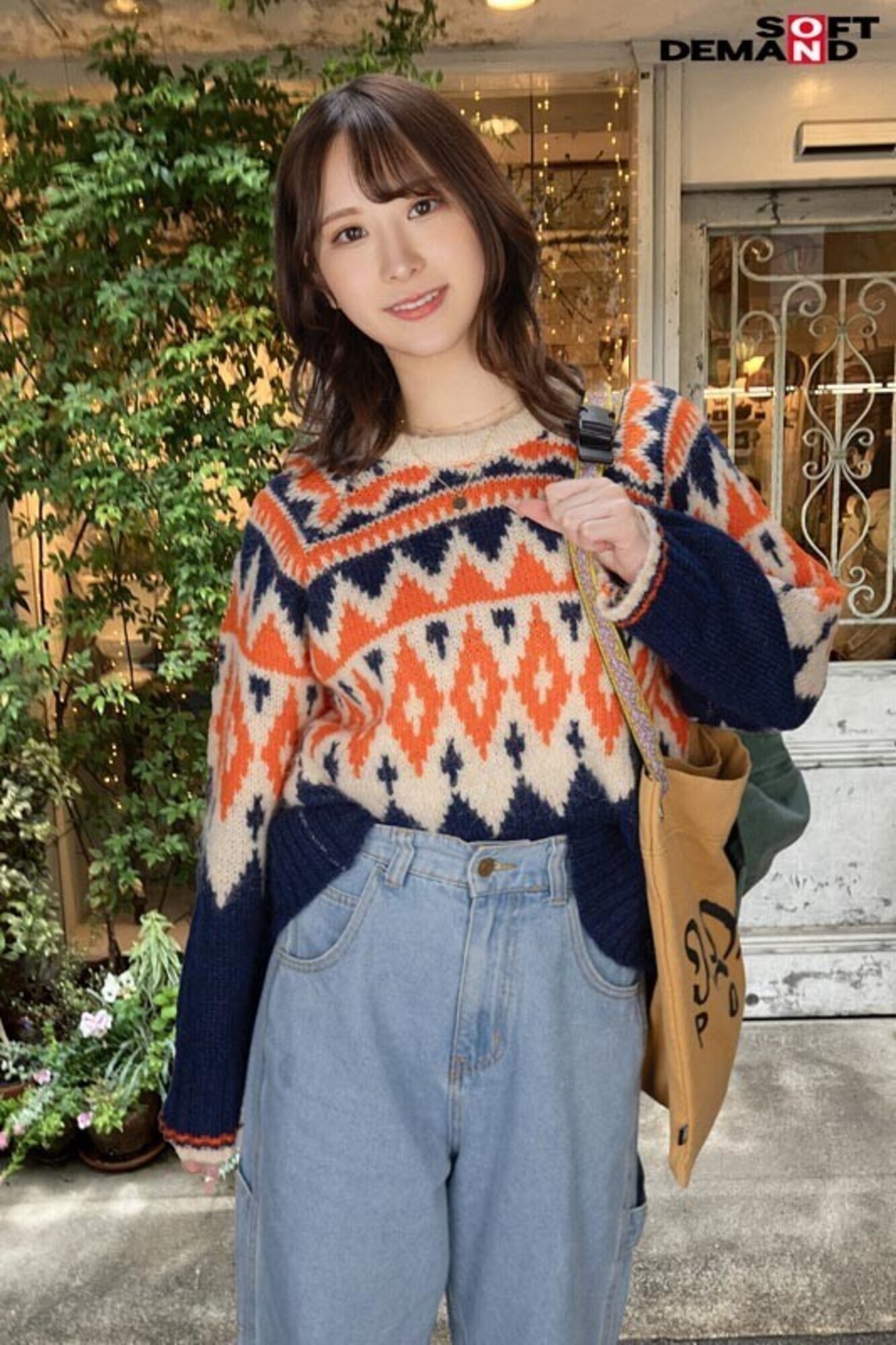 逆転マジックミラー号パート11 お洒落女子に「写真を撮らせてもらえませんか?」と声をかけ承認欲求を満たしたい素人娘をマジックミラー号に連れ込んでマジックミラーを逆転させてデッサン会場で生SEXを大公開するハメに! 画像19